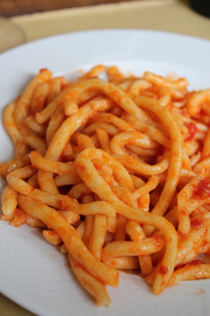 Homeade Pici with Tomatoe